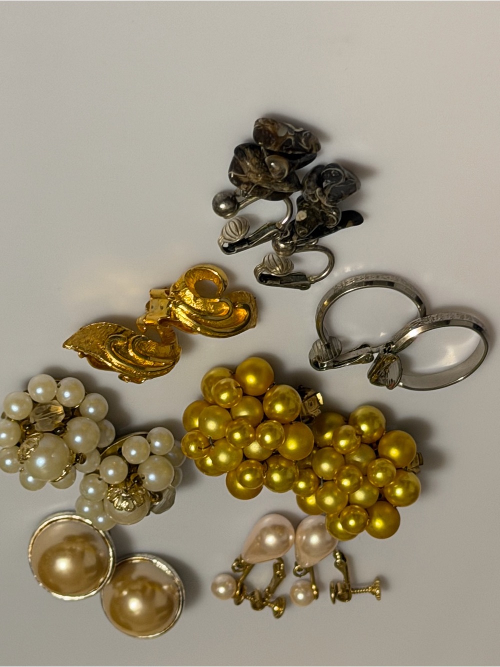 Vintage Clip On Earring Lot 7 Pairs Pearl Gold 60s
